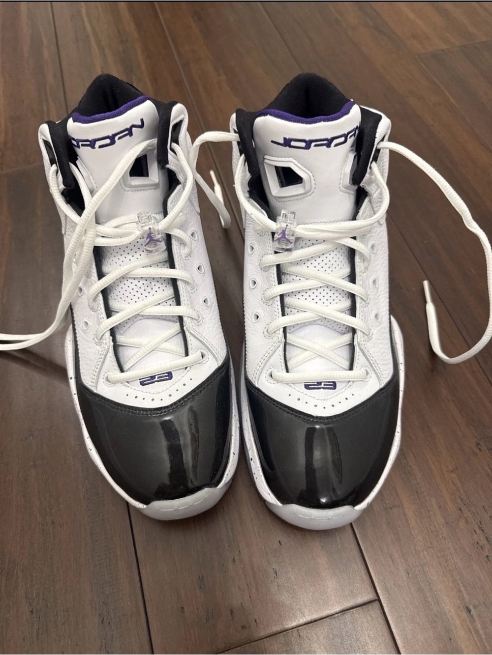 Nike Jordan 23 Retro Basketball Shoes - White, Black & Purple Size 10